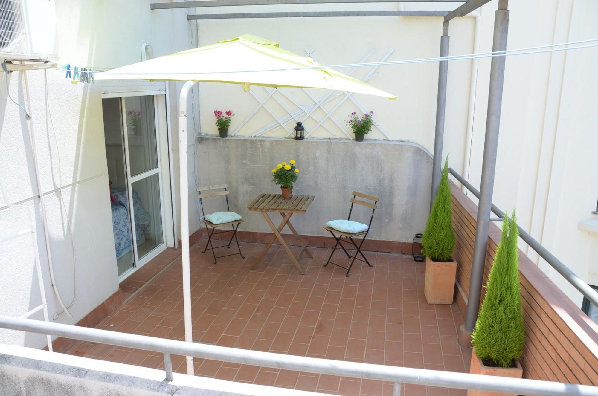 Habitacion Terraza Centro Málaga Buitenkant foto